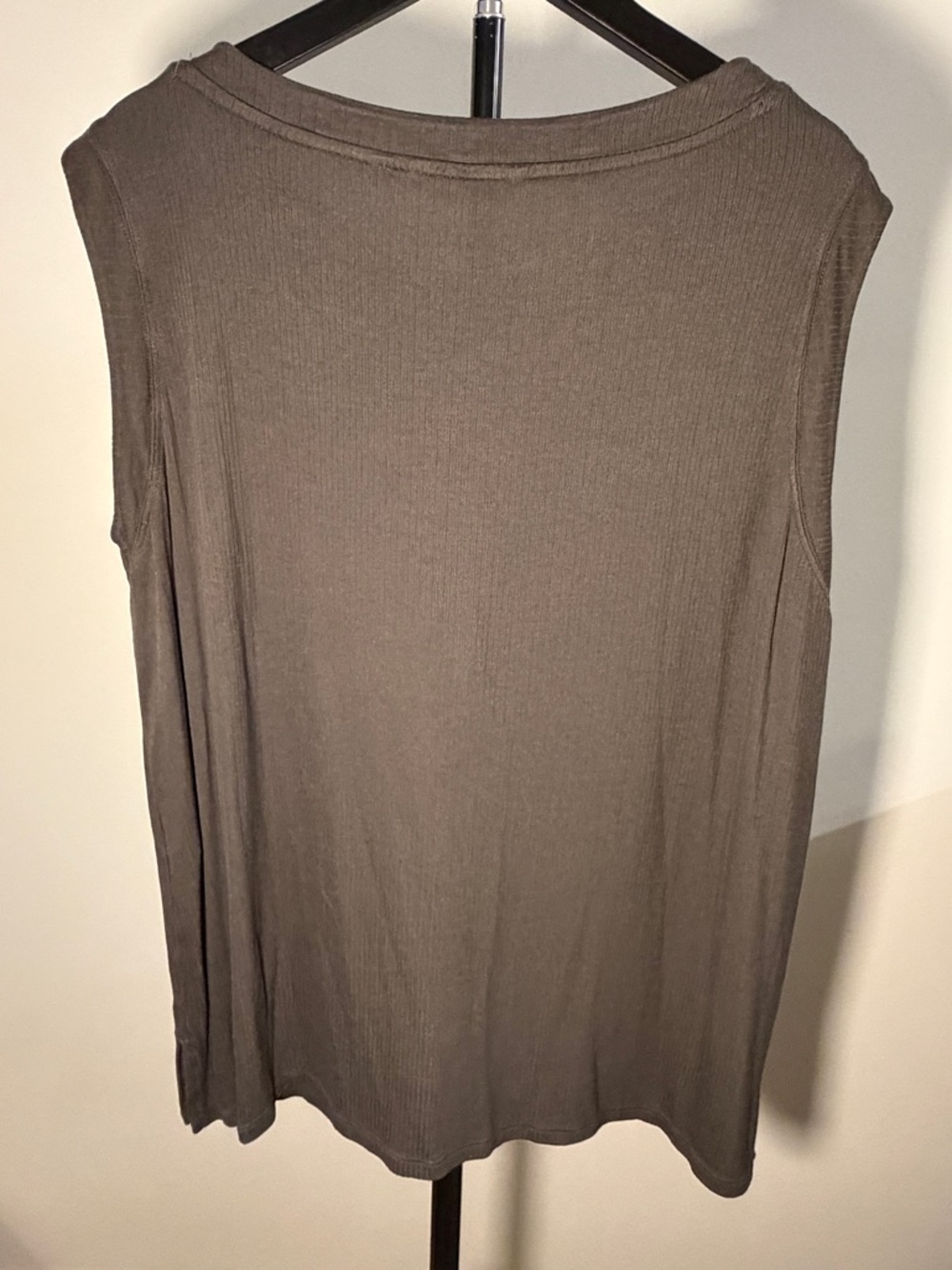 Soma Sleeveless Ribbed Tank Top - Picture 2 of 5